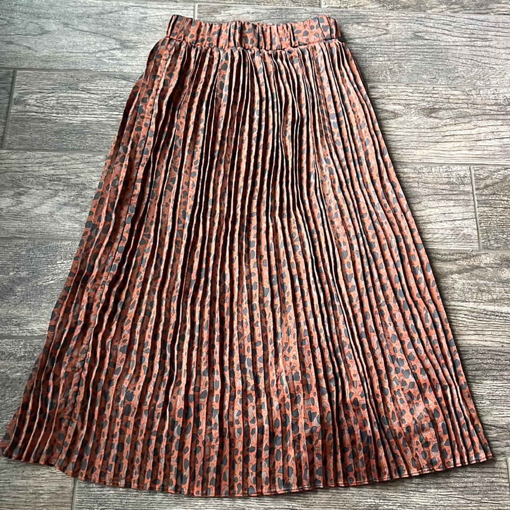 Anthropologie silk pleated midi silk skirt
